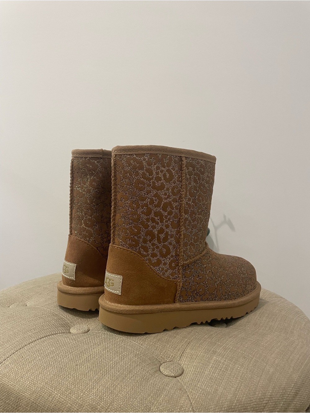 UGG Kids Chestnut Glitter Patterned Shearling Boot - Picture 5 of 13